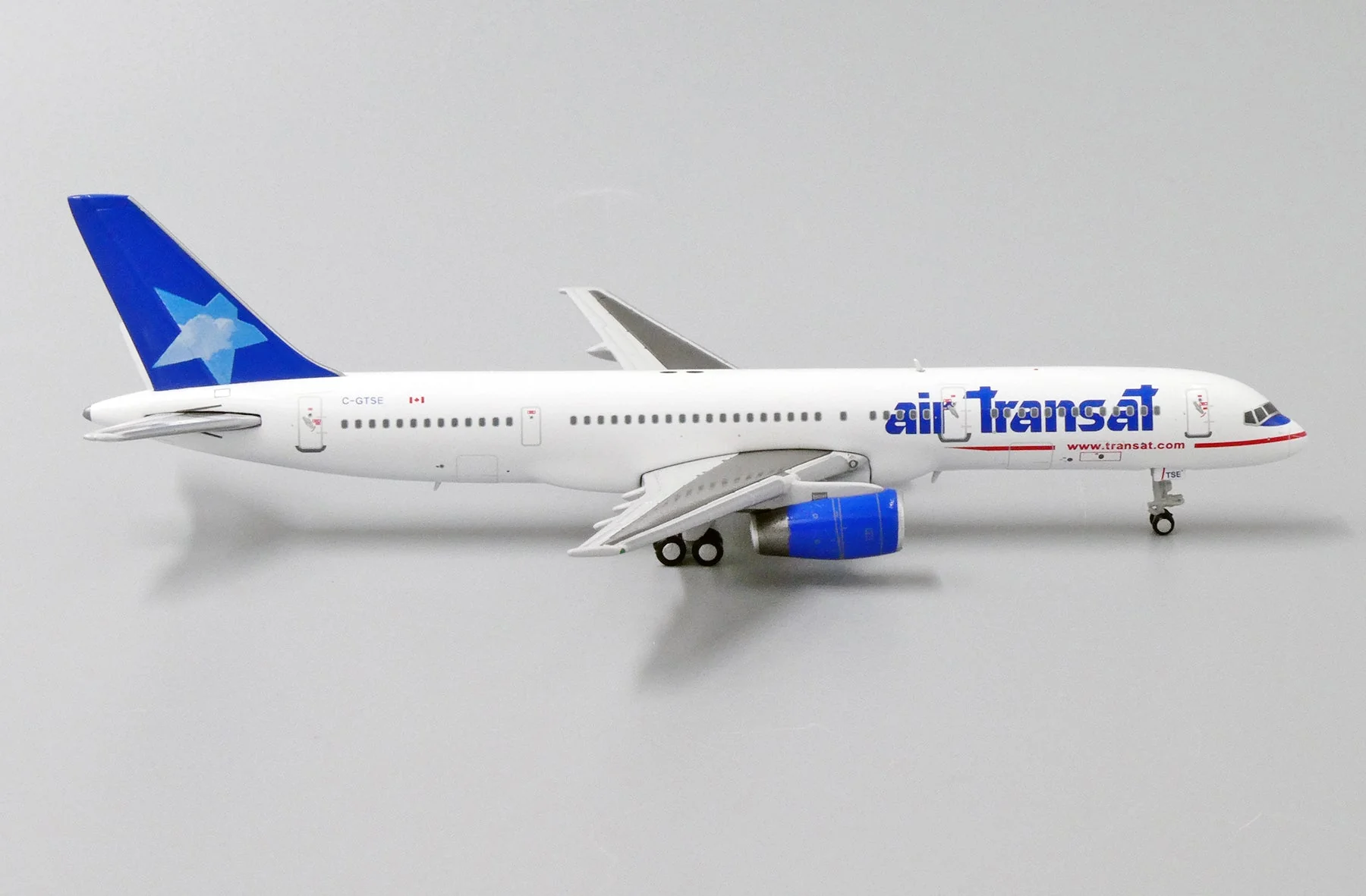 *1/400 Air Transat B 757-200 "60th Anniversary" JC Wings JC4TSC207 - Image 2